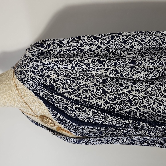 Great Northwest Womens Size XL Blue Pin Tuck Lace Accent Button Down Peasant Top - Picture 7 of 14